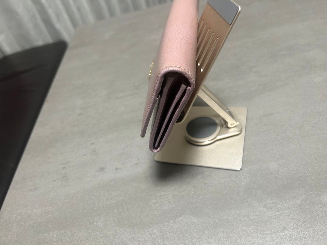 BURBERRY ピンク 長財布