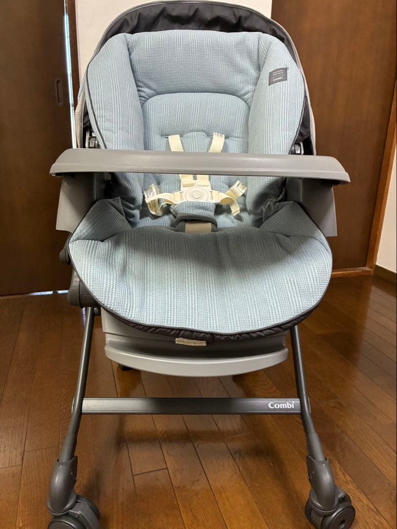 コンビ ネムリラAUTO SWING BEDi Long スリープシェルEG電動