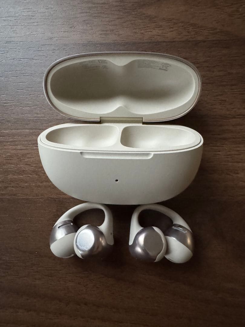 SHOKZ 骨伝導ワイヤレスイヤホン ホワイト・シルバー