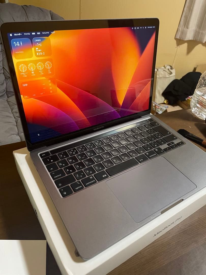 MacBook本体 MacBook Pro m1 2020, 256gb