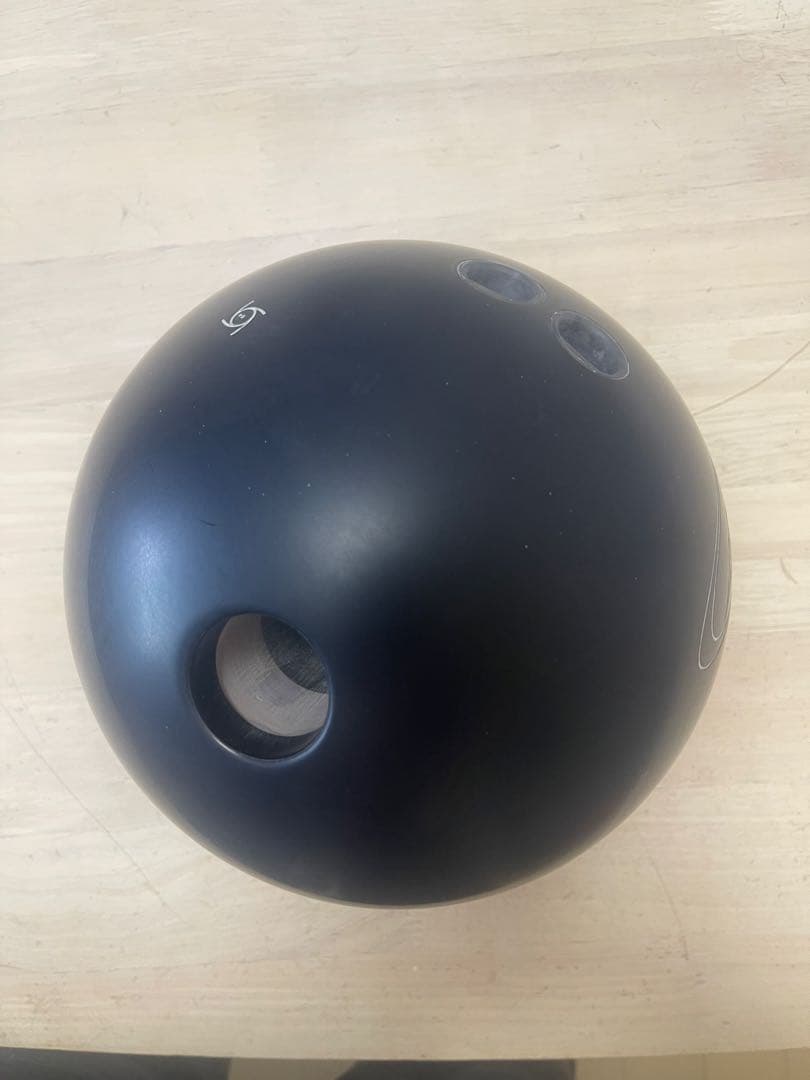 れ*か様 LEVEL ボウリングボール 15ポンド【使用済み】