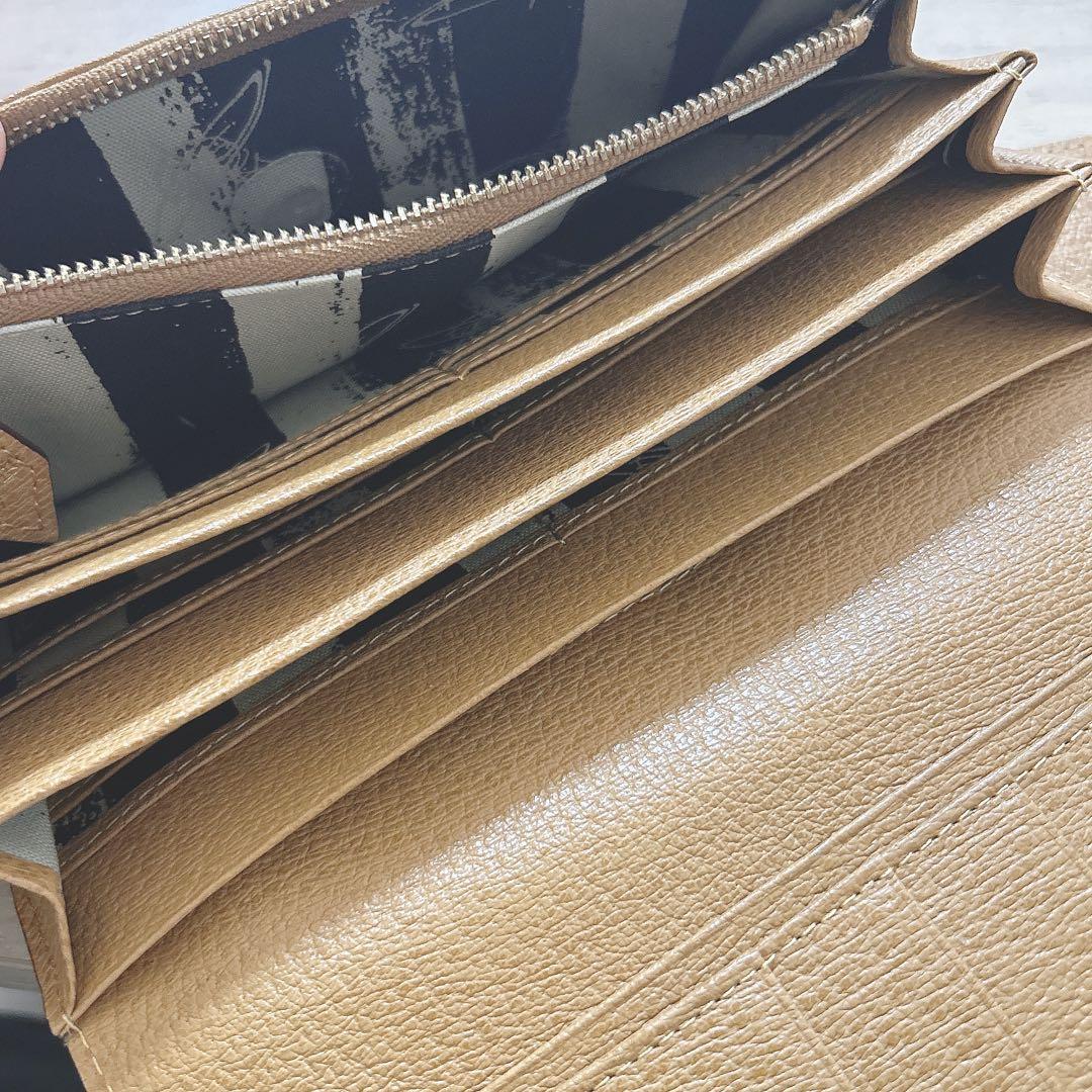 Vivienne Westwood 長財布　ほぼ未使用