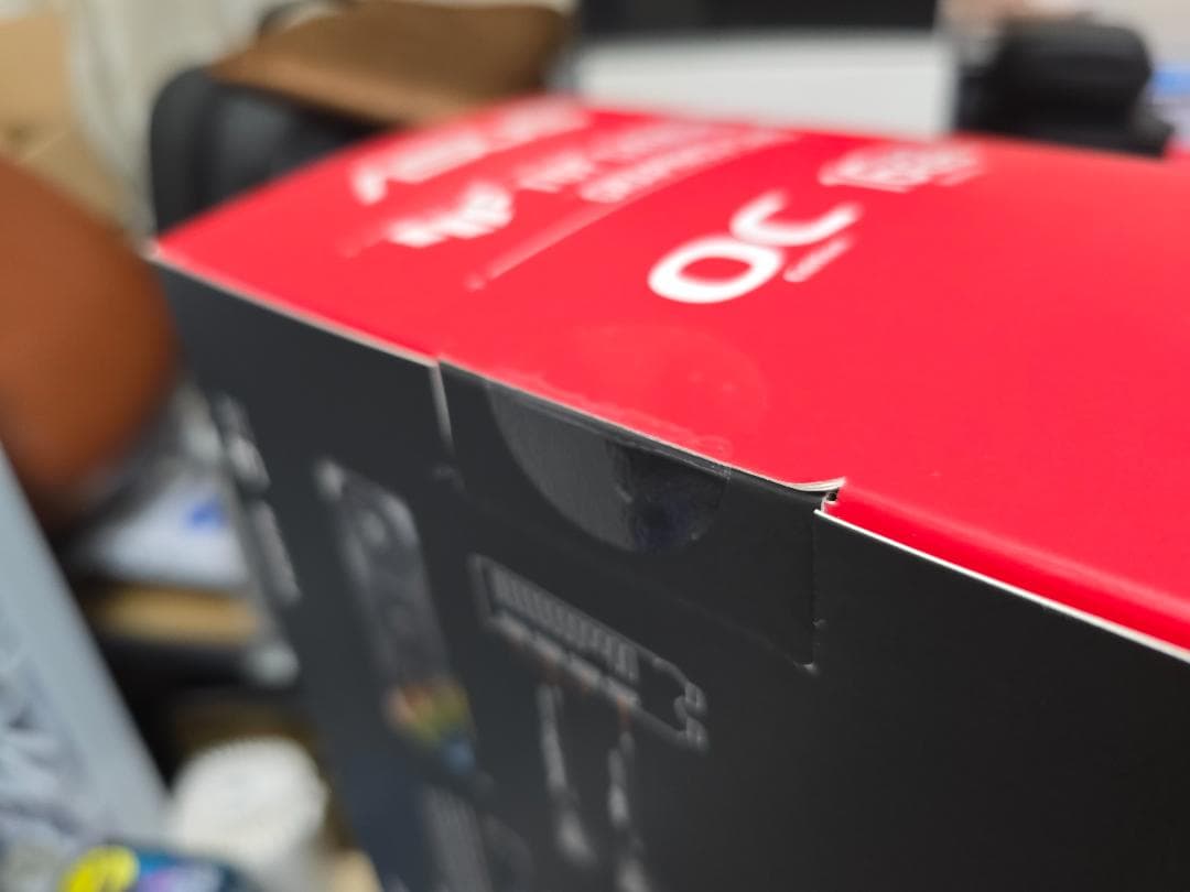 ASUS TUF GAMING RX 9070 XT 16GB OC(未開封品）