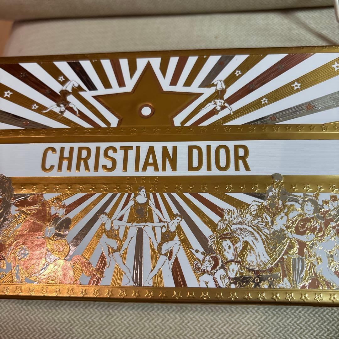 未使用Diorクチュールアイパレットホリデー限定ギフトボックス、サンプル付き