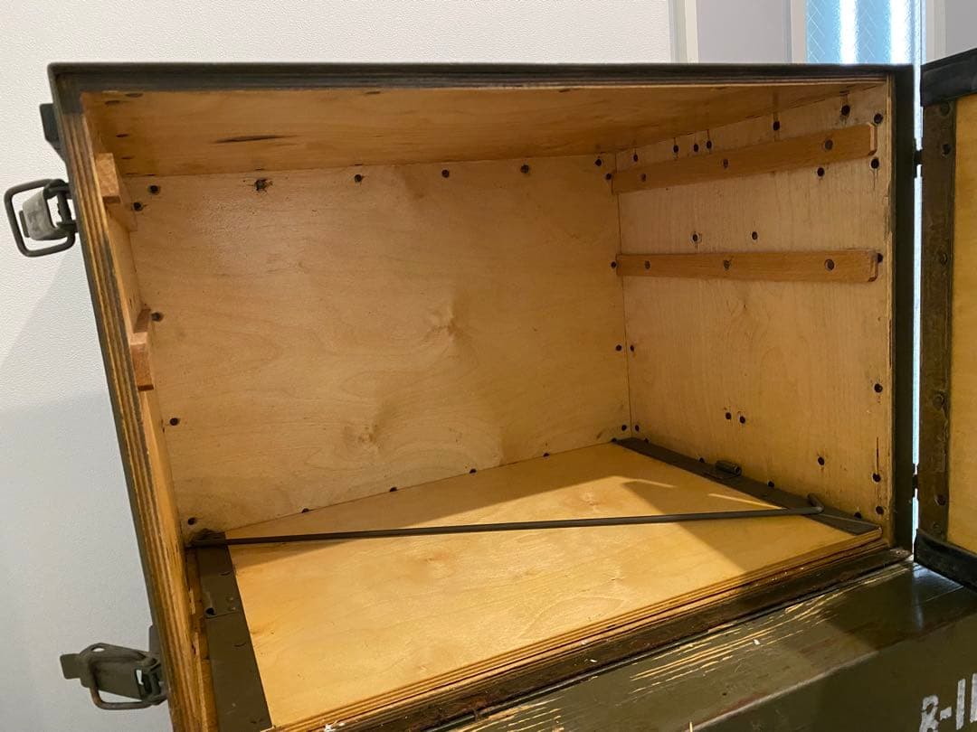 （粗大ゴミ予定のため最終値下げ）Vz.80 1980年代 ミリタリーボックス