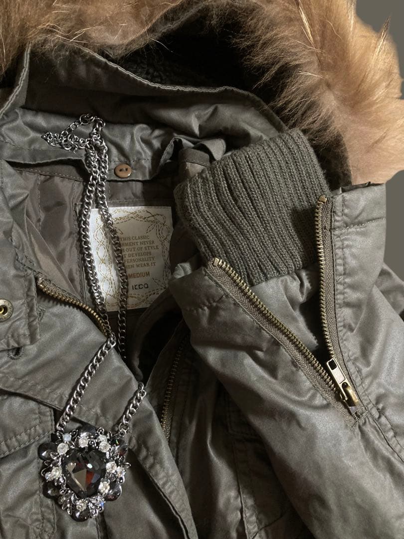 y2kファーモッズ平成ギャルカーキNANAロックフェアリーグランジ古着トレンド