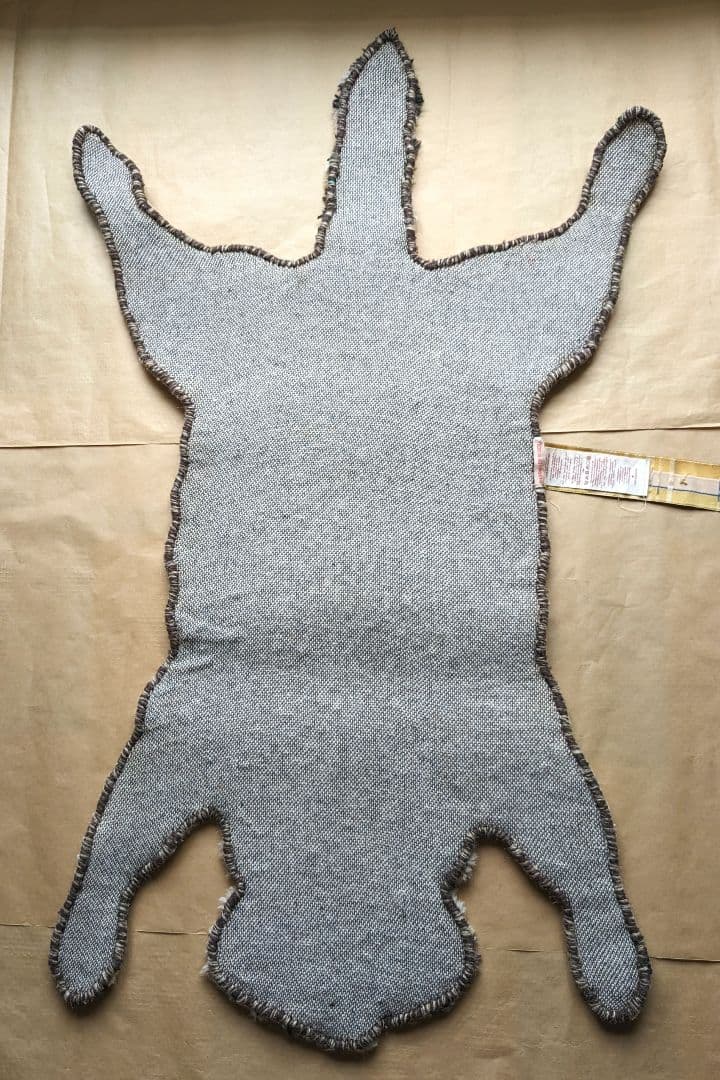 【サビトラさま 専用】・ラグ マット・あらいぐま ②