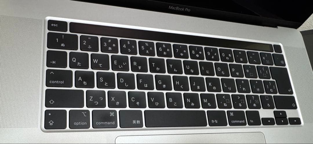 MacBookPro i7 16GB 512GB 充放電304回 バッテリ84%