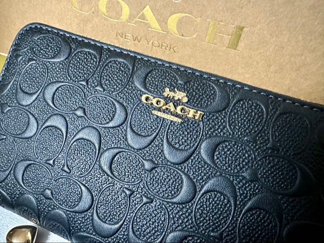 COACH ロング ジップ アラウンド ウォレット・シグネチャーレザー