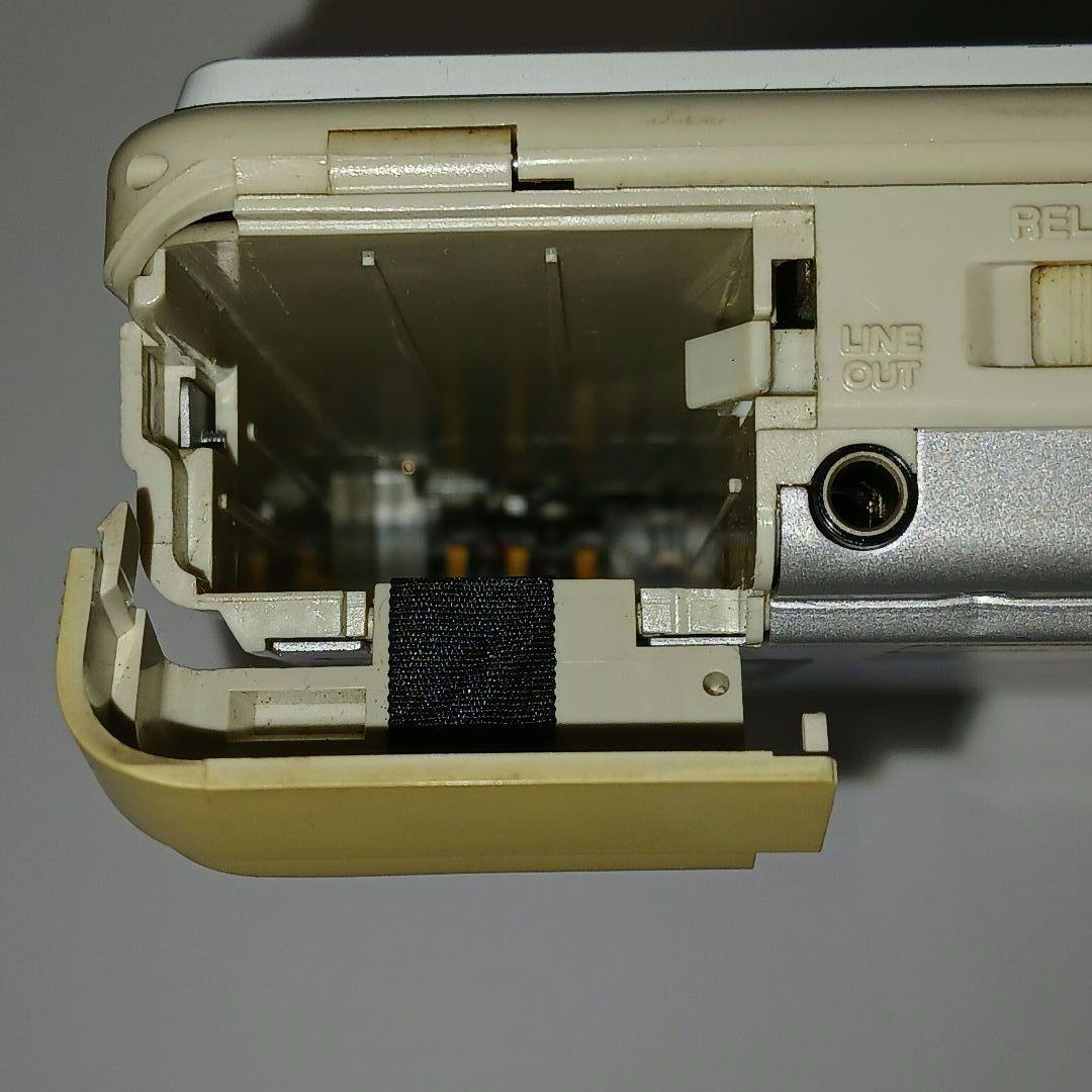 SONY ソニー Discman ディスクマン D-40 白色 【希少品】現状品