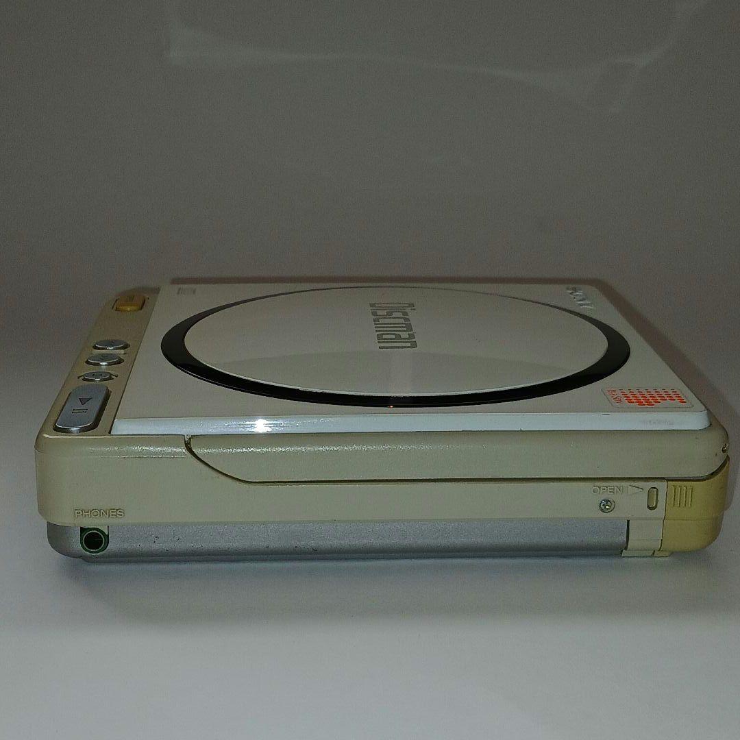 SONY ソニー Discman ディスクマン D-40 白色 【希少品】現状品