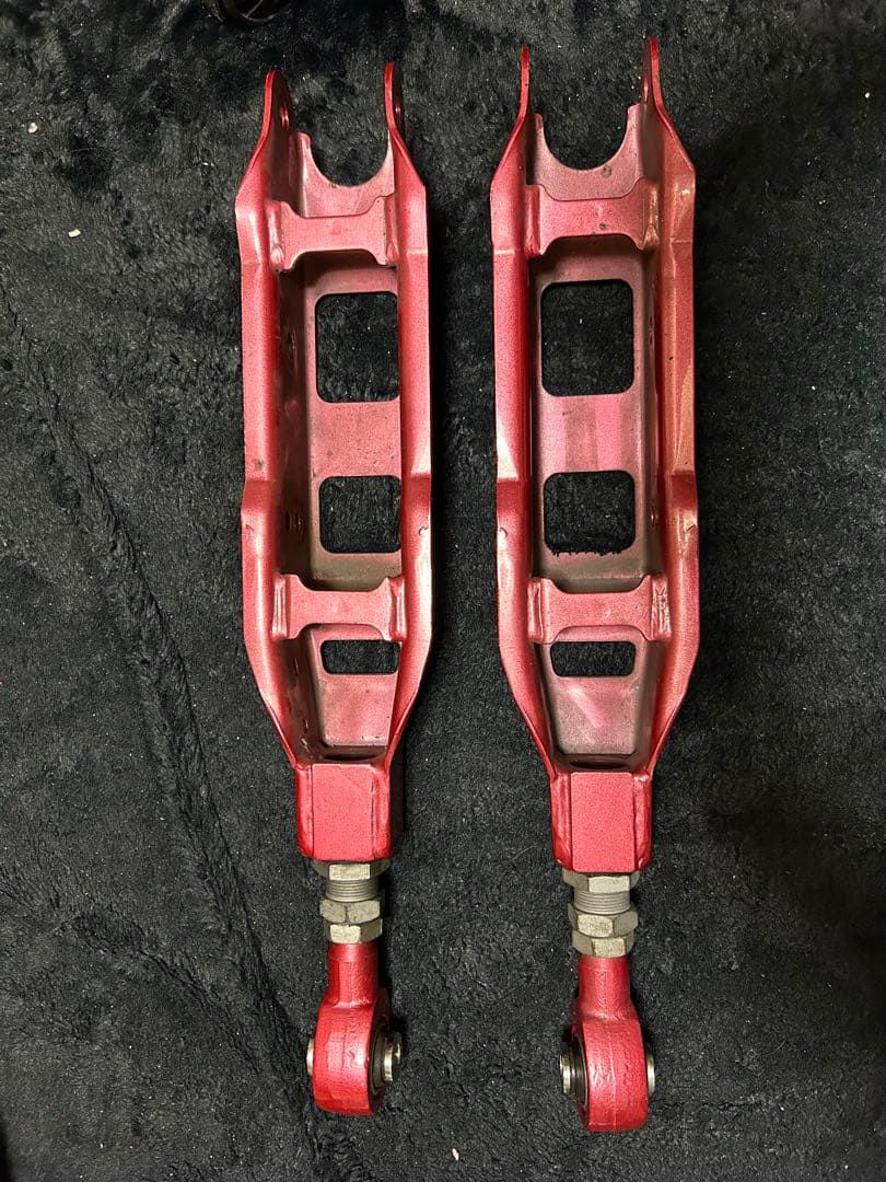 ZN6 86 / ZC6 BRZ Z.S.S. 調整式リアロアアーム