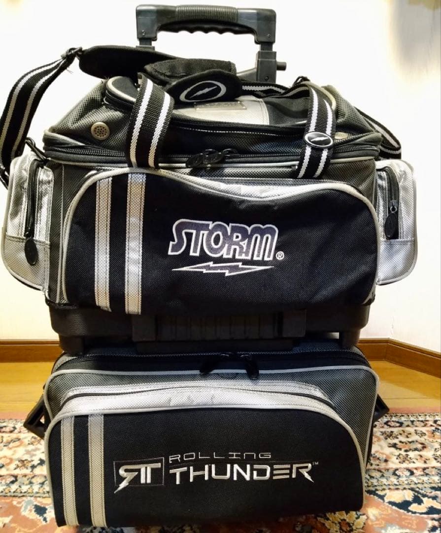 STORM ROLLING THUNDER ボウリングバッグ 4ボール プロ