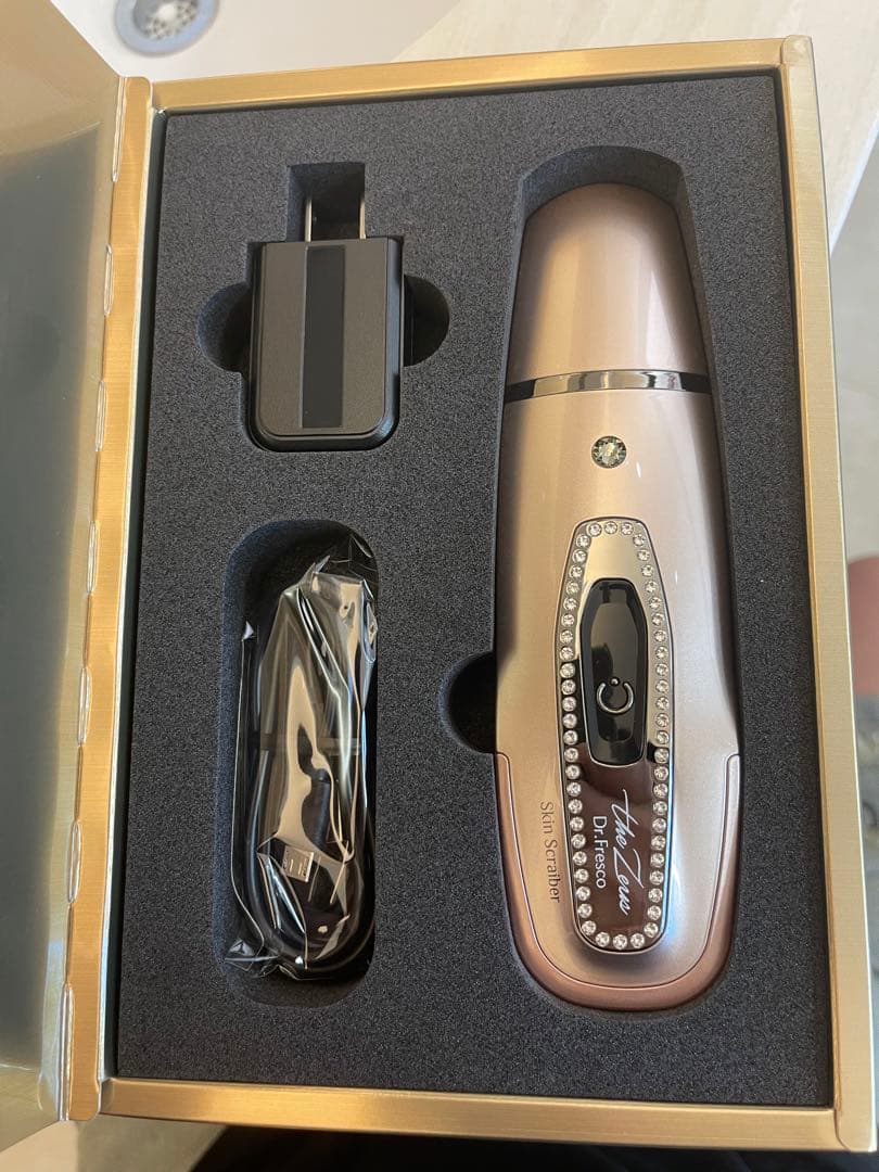 ARTISTIC & CO. the Zeus Dr.Fresco 美顔器