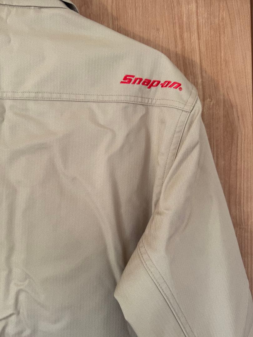 新品・未使用　スナップオン つなぎ カーキ Lサイズ ハンガー付き