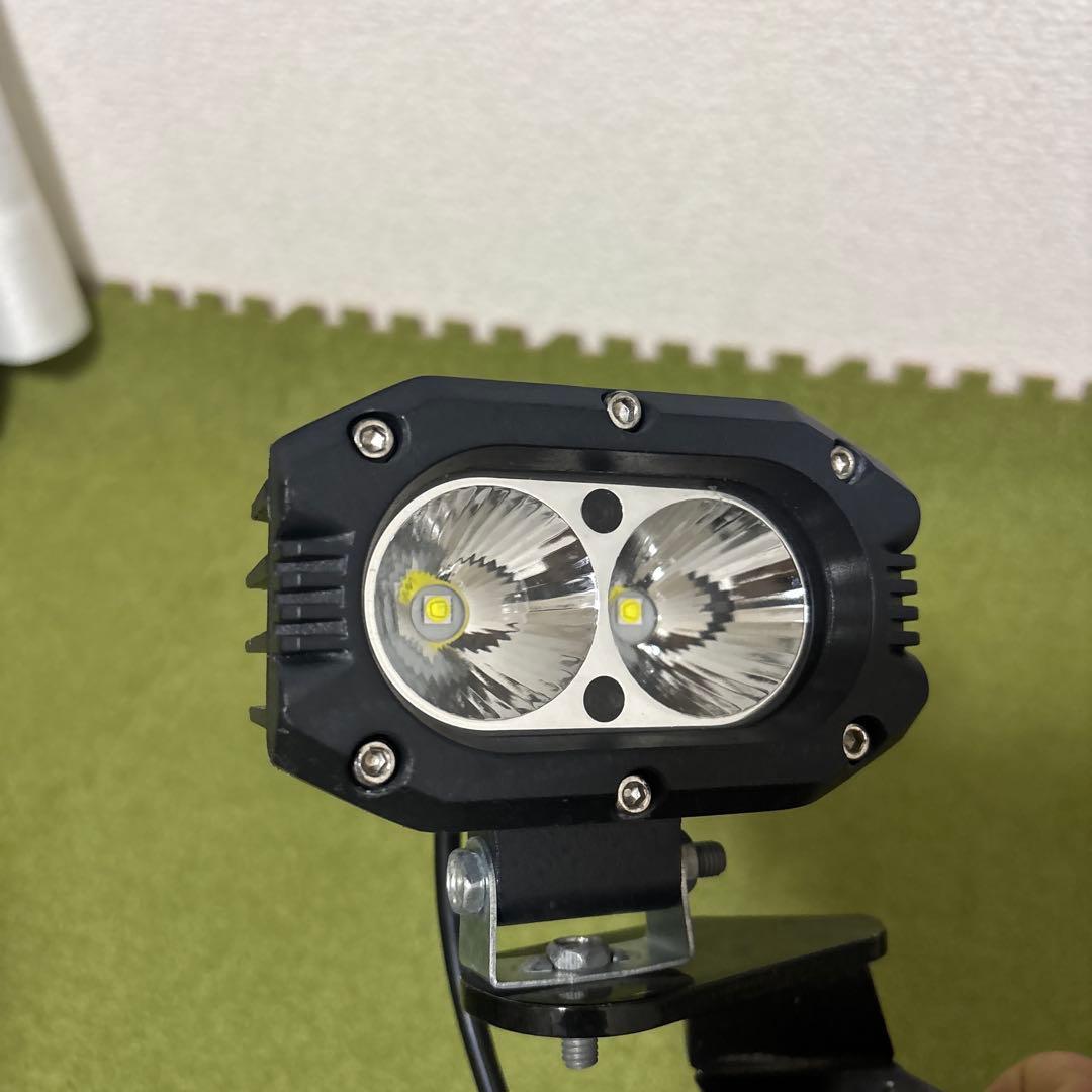 150プラド用ボンネットステーワークライトセット売り