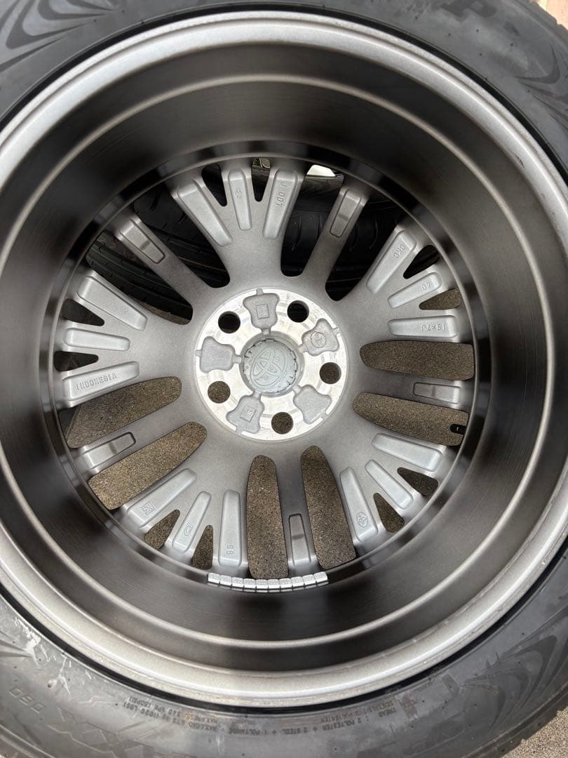 40系アルファード エグゼクティブ　タイヤホイールセット　225/55/r19