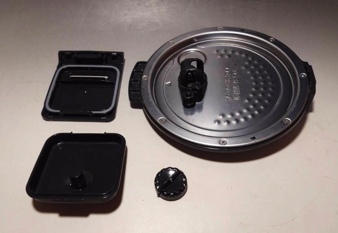 ★東芝 TOSHIBA 真空圧力IH RC-10ZWM 動作品★