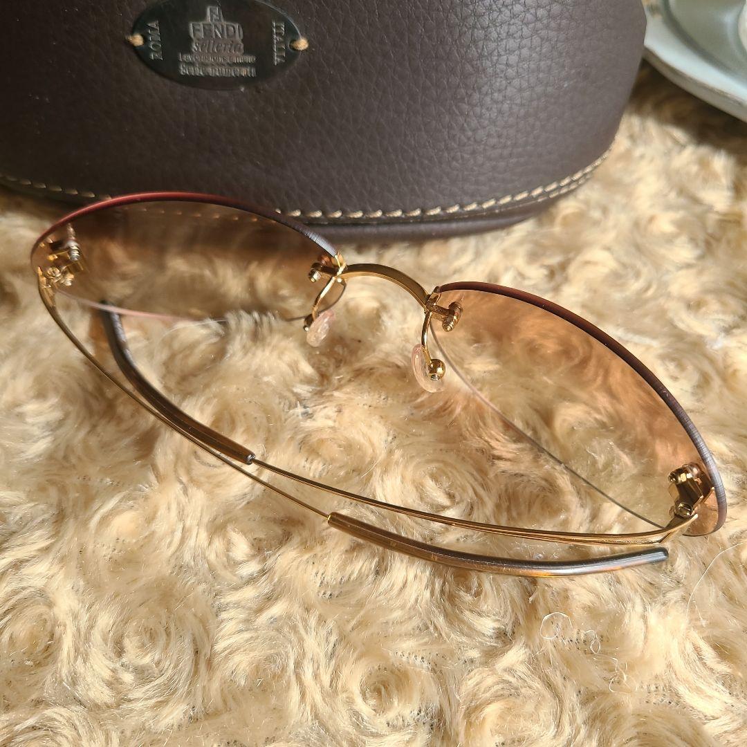 縁なし希少【FENDI】フェンディサングラス