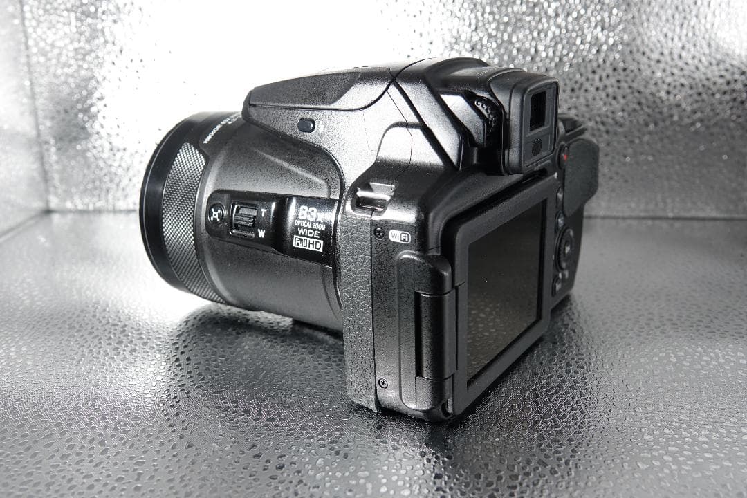 Nikon COOLPIX P900 　外箱、ポーチその他小物付属