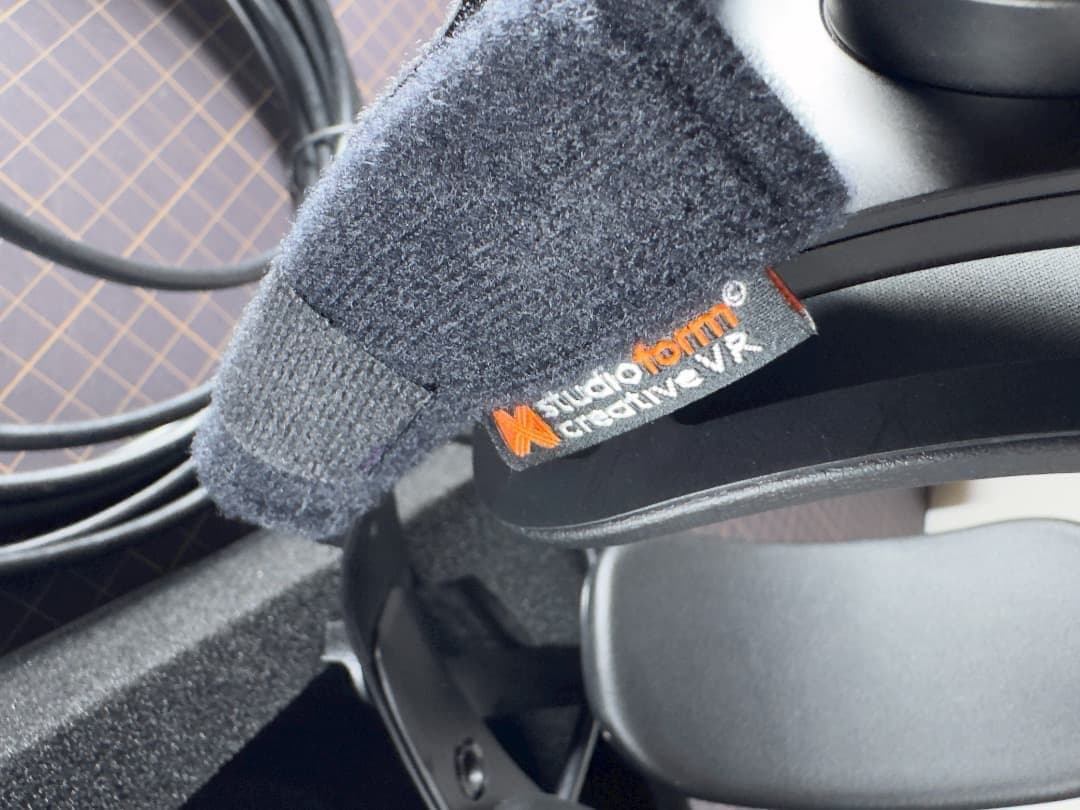 最終値下げ 未使用に近い Varjo Aero VRヘッドセット＋アクセサリー