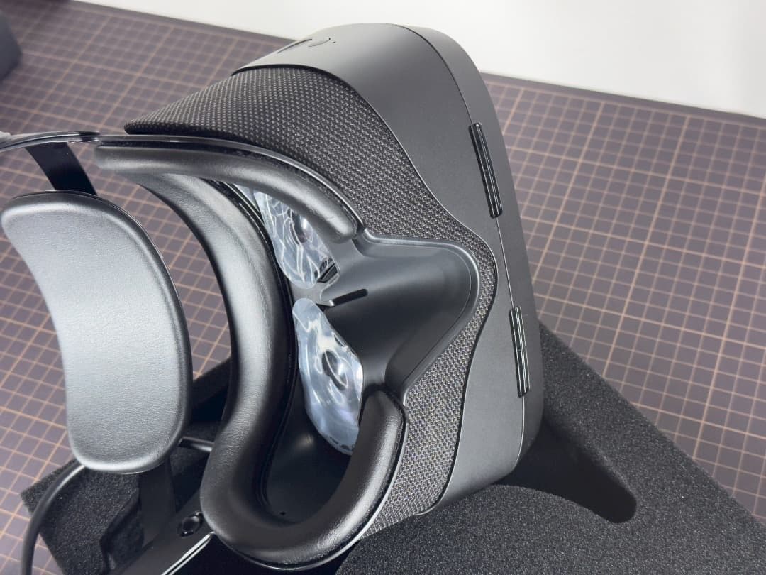 最終値下げ 未使用に近い Varjo Aero VRヘッドセット＋アクセサリー