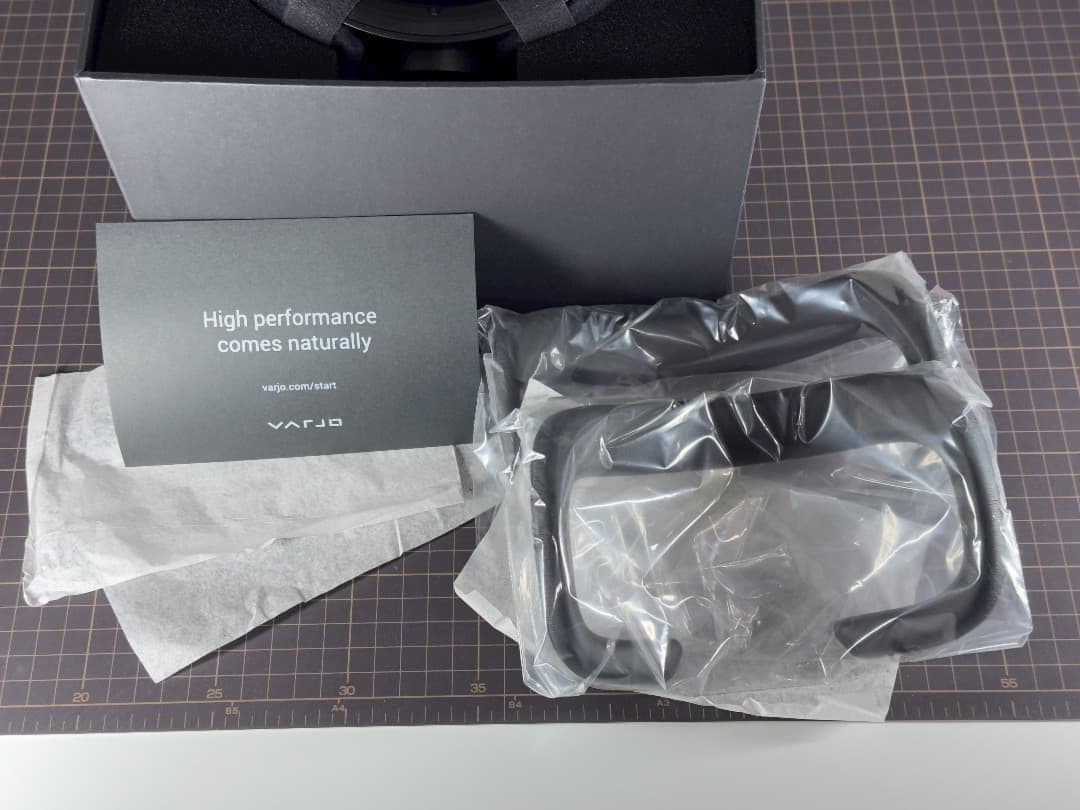 最終値下げ 未使用に近い Varjo Aero VRヘッドセット＋アクセサリー