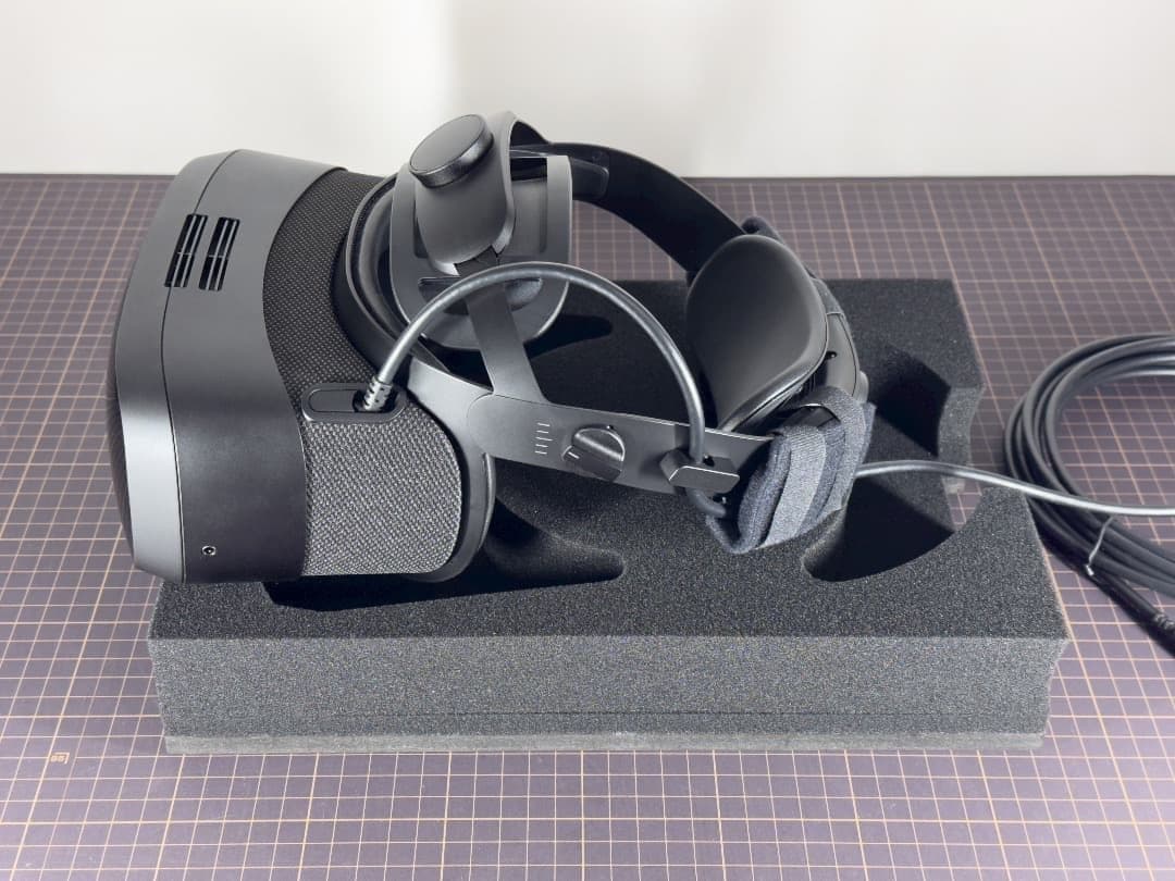 最終値下げ 未使用に近い Varjo Aero VRヘッドセット＋アクセサリー