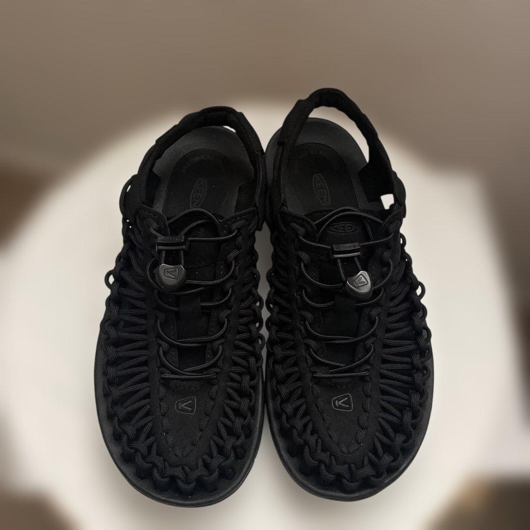 Keen サンダル　ユニーク　黒　24.5cm
