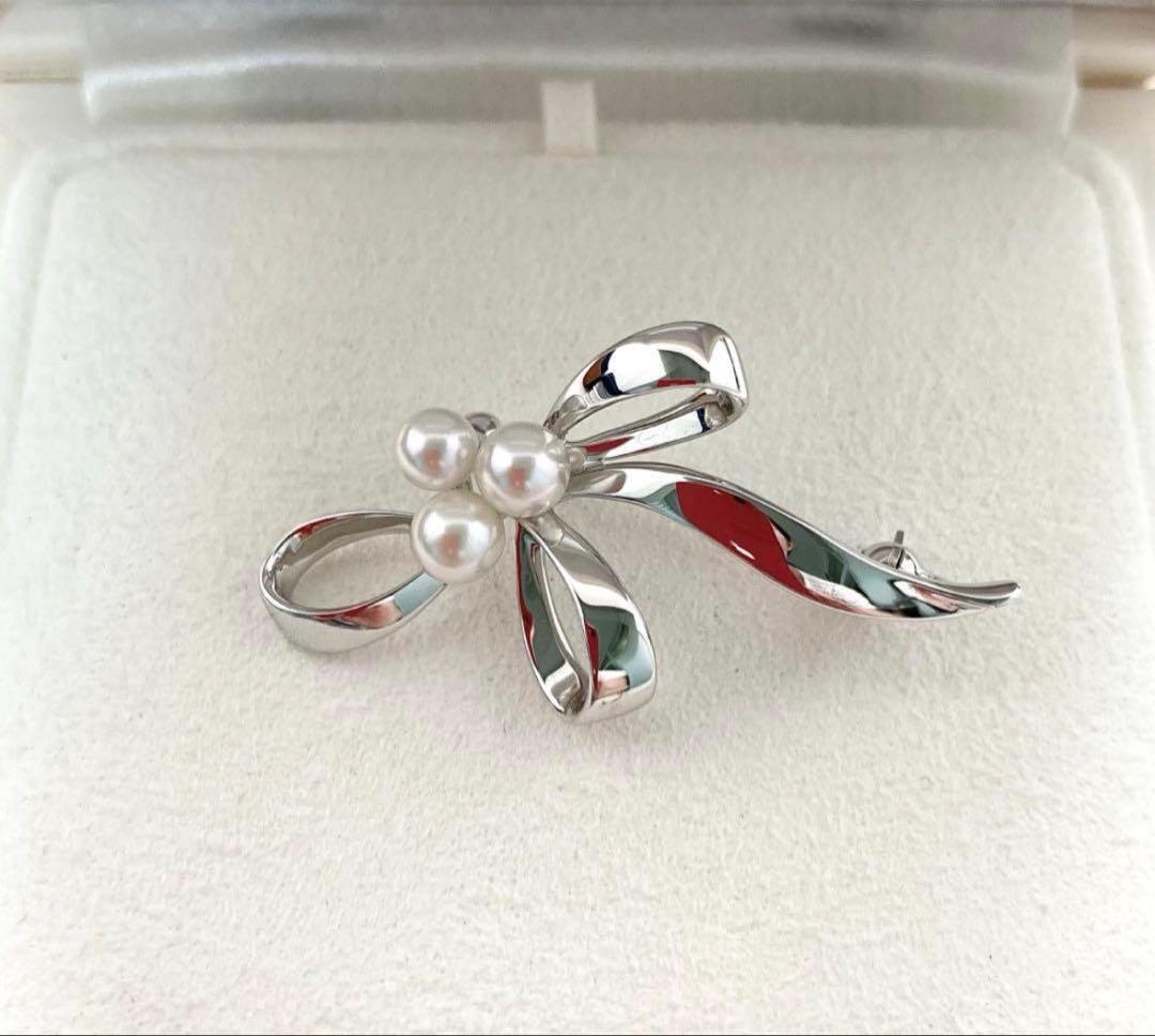 ミキモトのパールブローチ　リボン