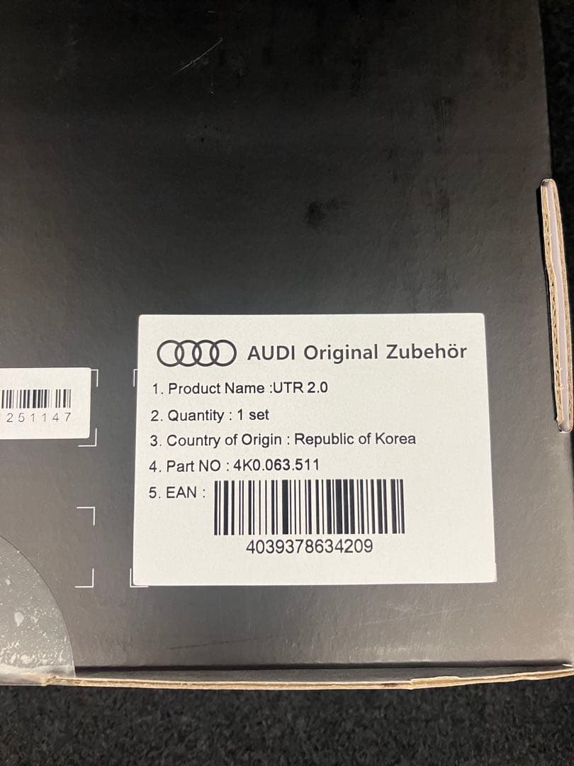 Audi UTR 純正ドライブレコーダー　フロント　 ドラレコ