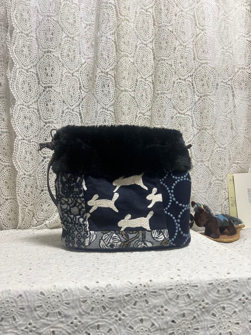 a*a様 60108Ｂミナペルホネンハンドメイドファーポシェット