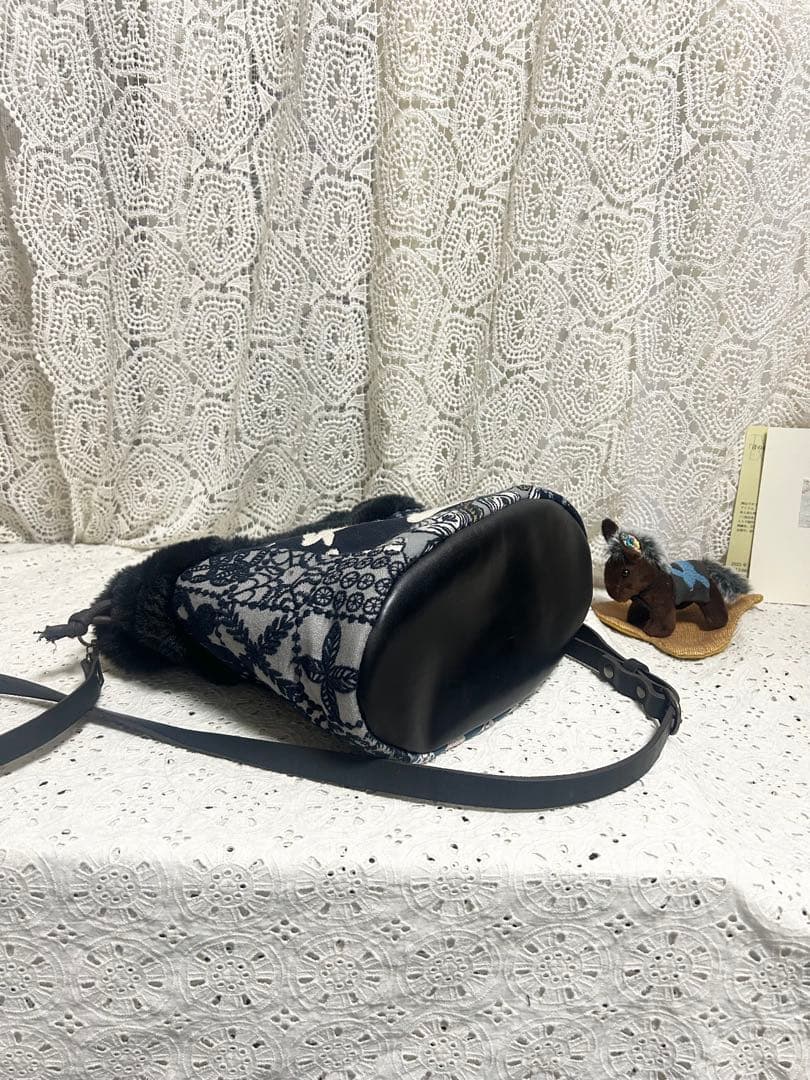 a*a様 60108Ｂミナペルホネンハンドメイドファーポシェット