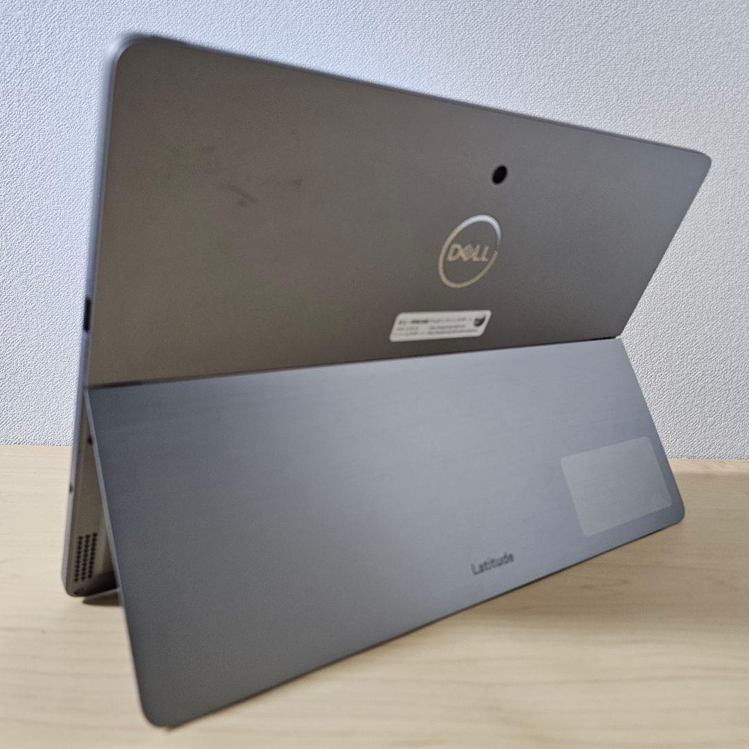Latitude 7210 2in1／Surface Pro7 ライバル機　i7
