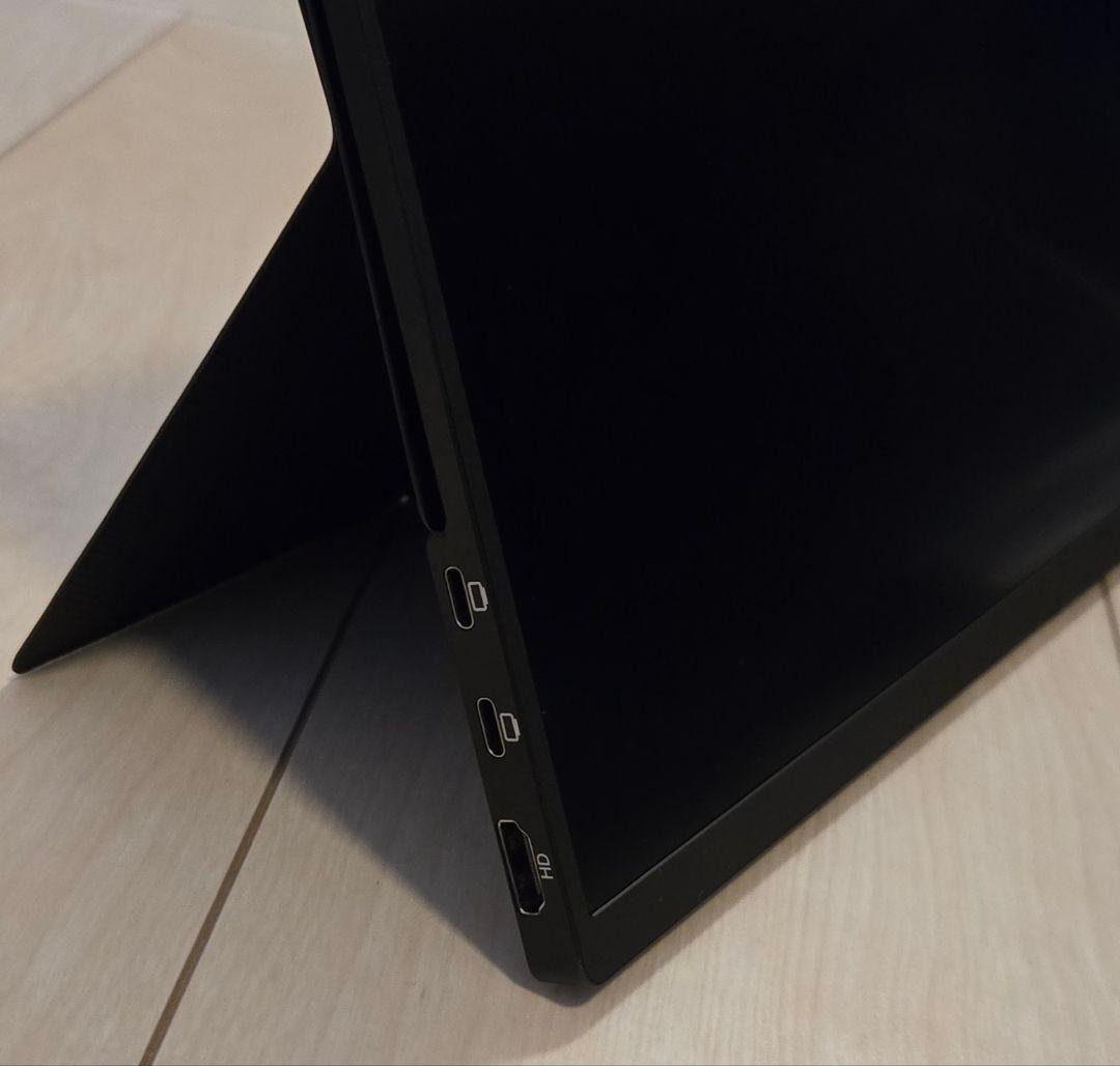 cocopar 15.6インチ モバイルモニター カバースタンド付き 外箱なし