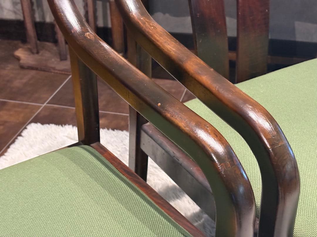 ②karimoku カリモク　アームチェア　ダイニングチェア　ビンテージ　IZ