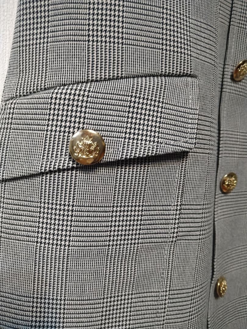 JUSGLITTY フロントボタンミニジャンスカ