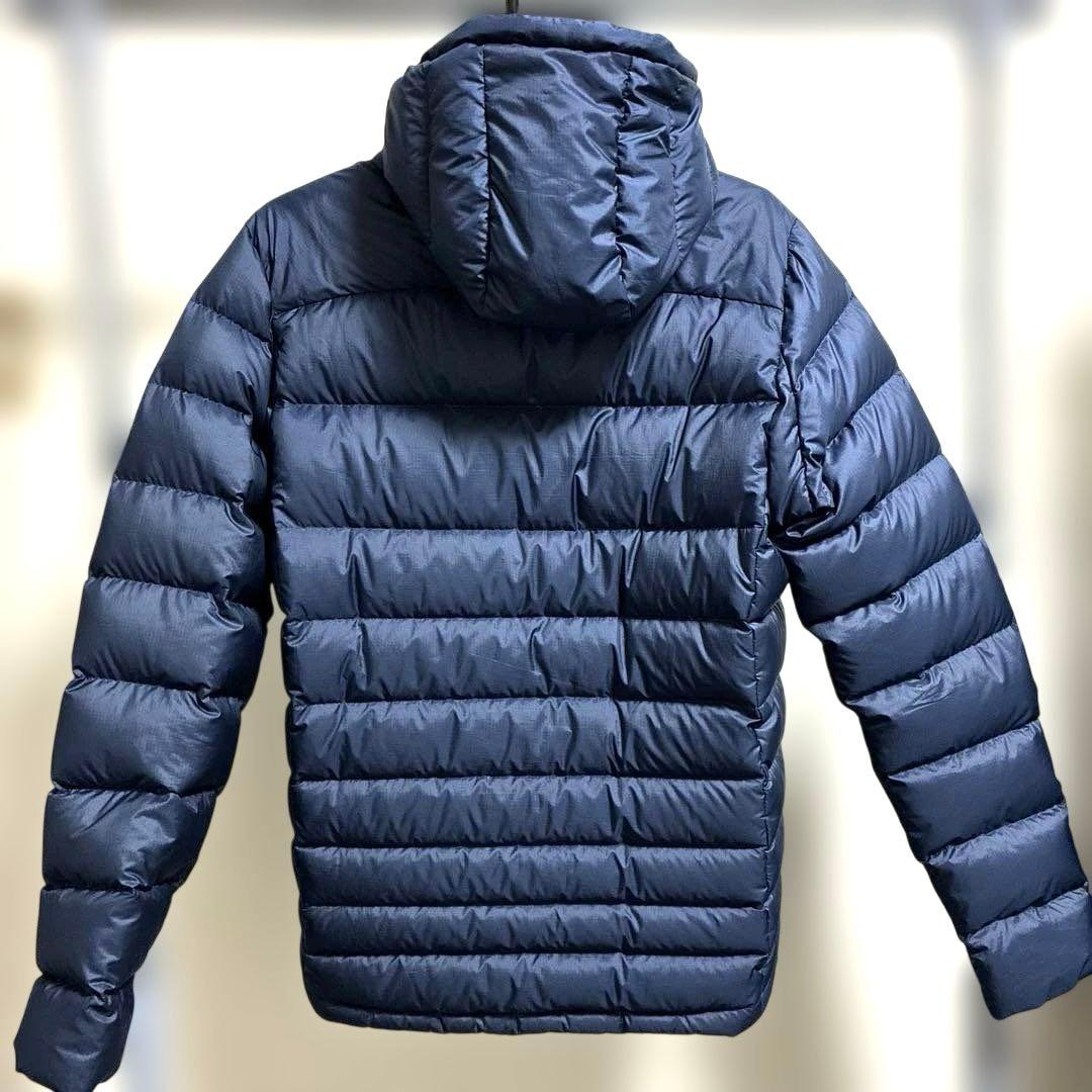 ハイロフトダウンフーディ　ネイビー　XS