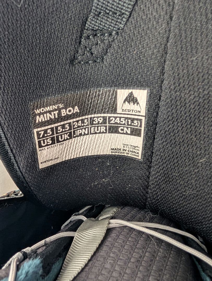 新品同様 スノーボードブーツ PHOTON MINT
