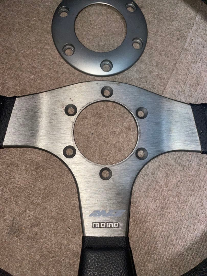 人気 美品 現車外し momo レース ステアリング 外径320mm 貴重