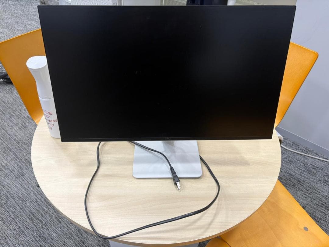 ディスプレイ・モニター本体 Dell Monitor 24