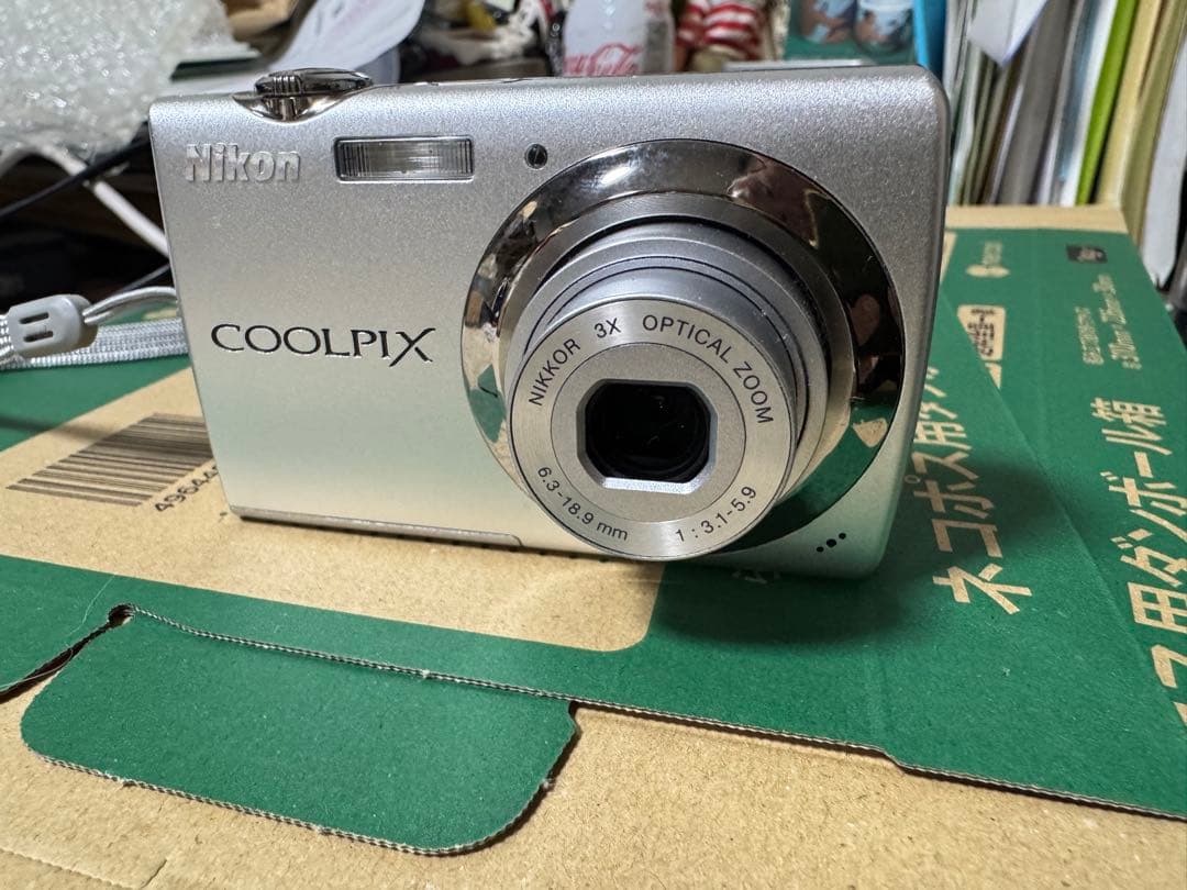 Nikon ニコン COOLPIX S220 デジカメ シルバー