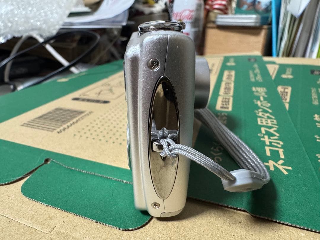 Nikon ニコン COOLPIX S220 デジカメ シルバー