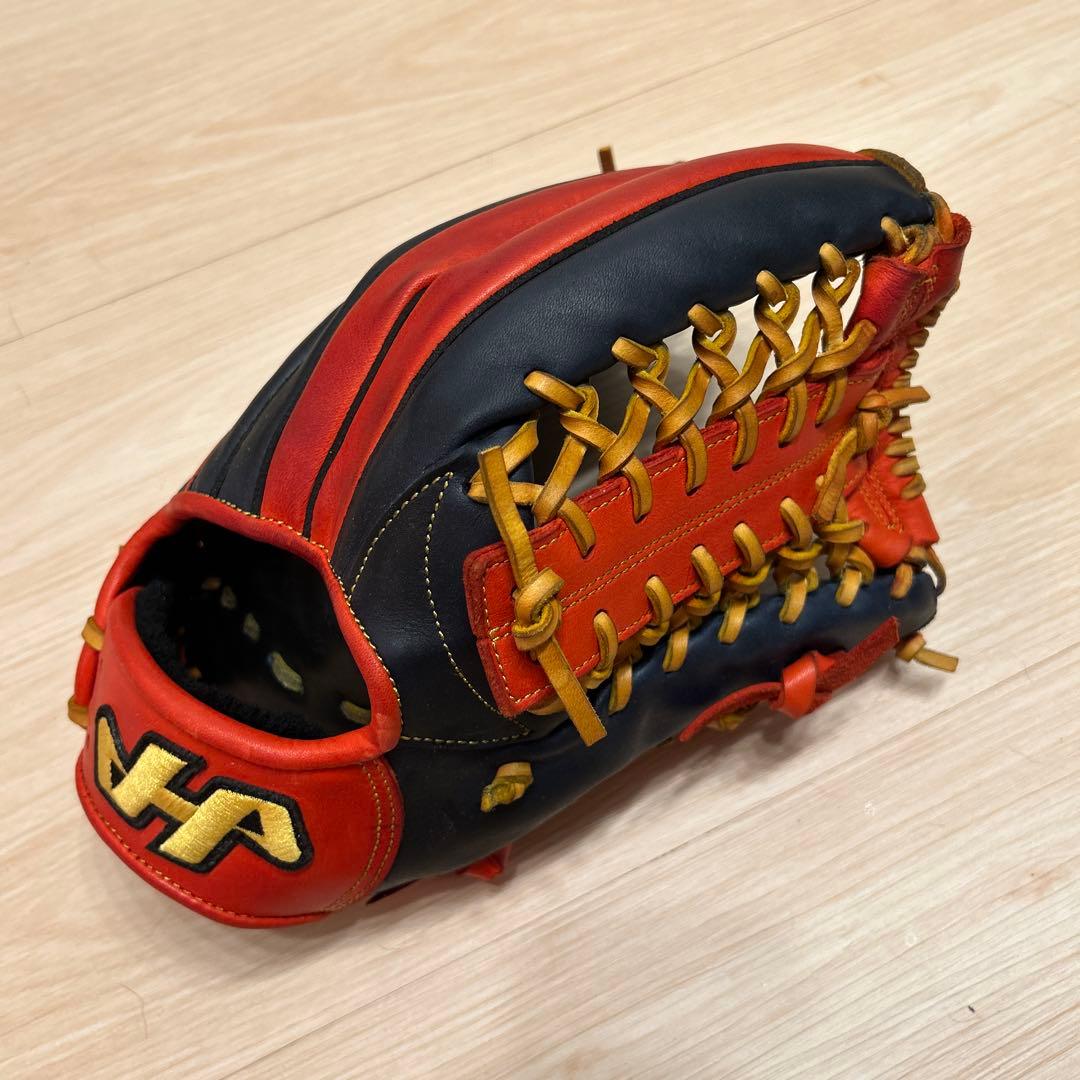 軟式外野手用坂口選手モデル