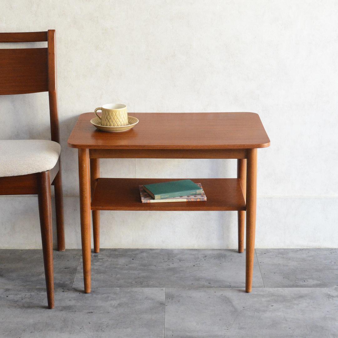 デンマーク 北欧ヴィンテージ チーク サイドテーブル 棚付き 北欧家具