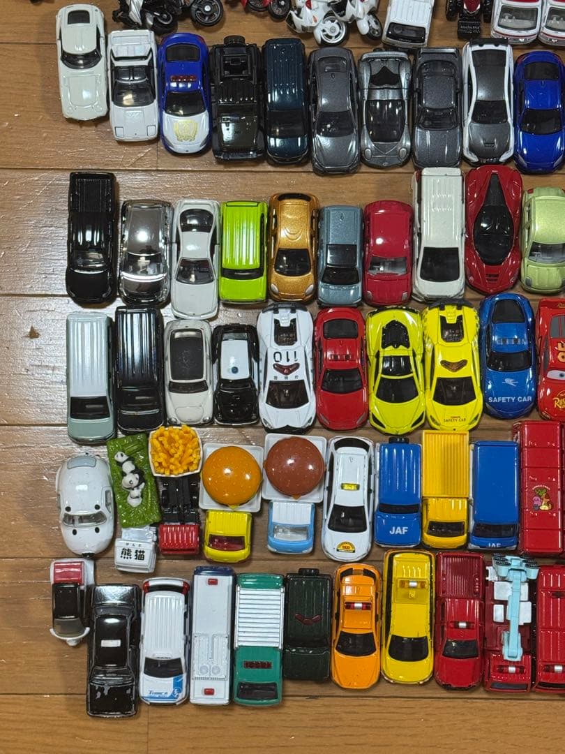 トミカ まとめ売り 150台 TOMICA