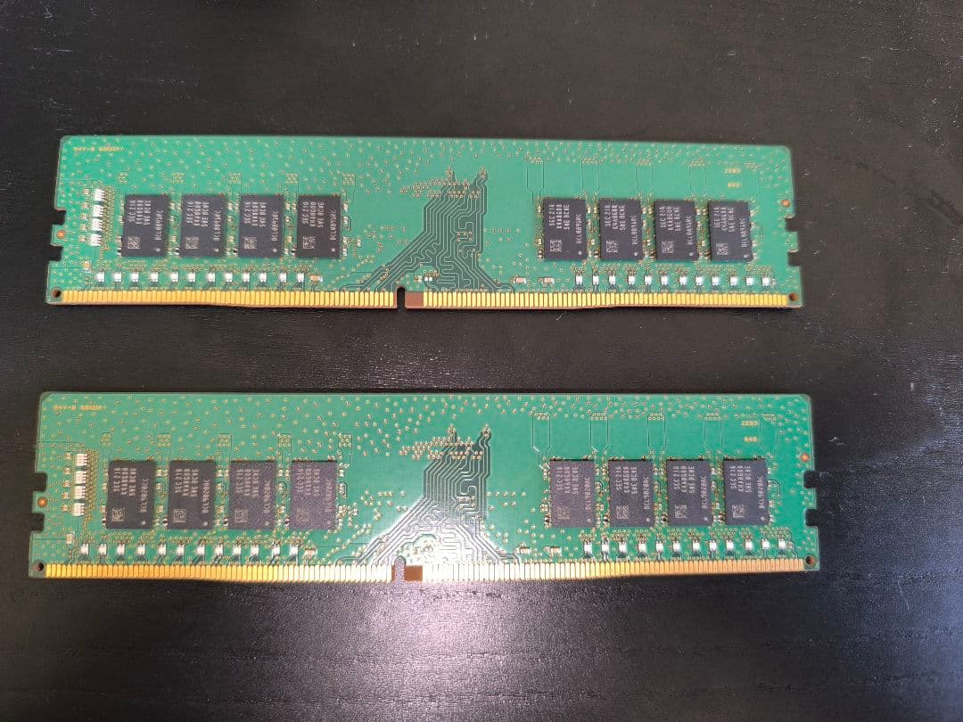 Samsung DDR4 32GB (16GBx2) メモリ