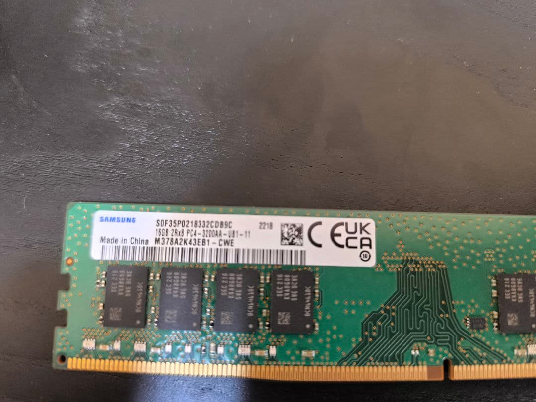 Samsung DDR4 32GB (16GBx2) メモリ