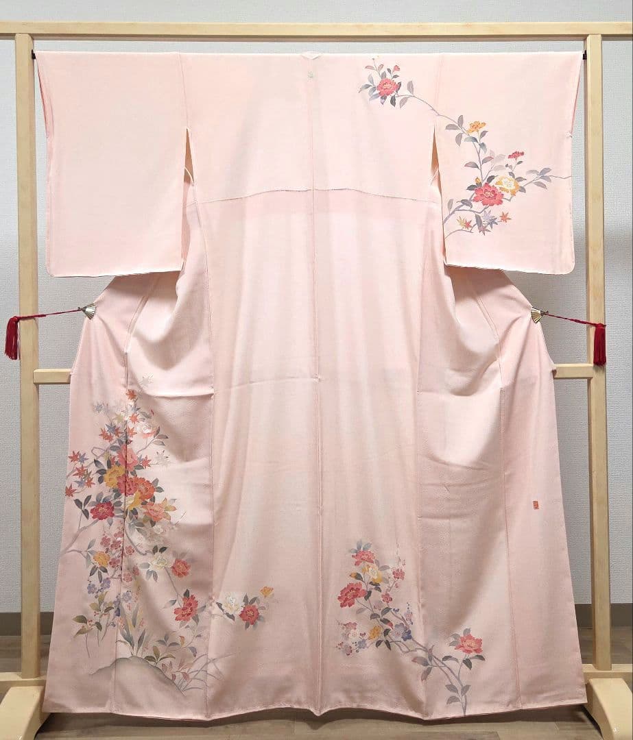 A5 美品 手描き友禅染め 作家物 牡丹 梅 紅葉 縮緬 袷 正絹 訪問着 着物