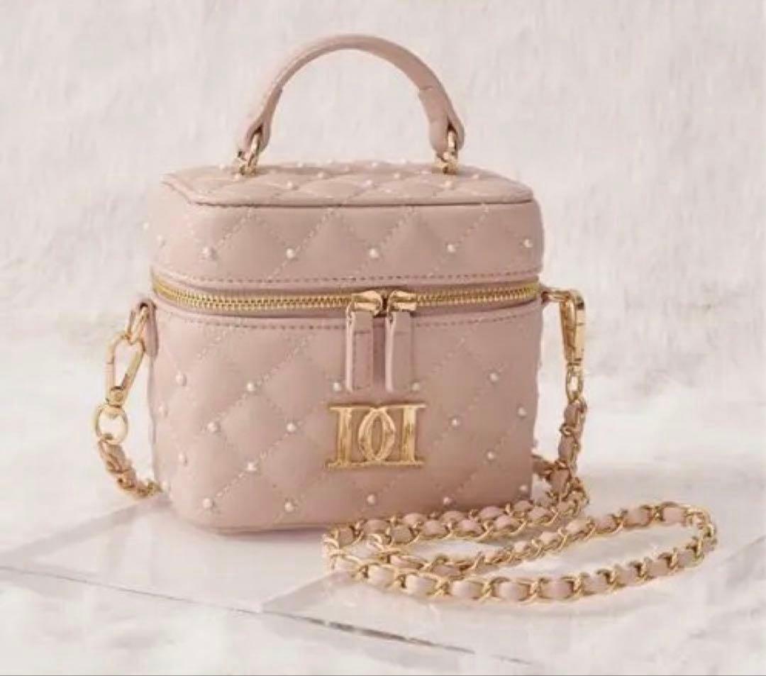 Darich ゴールドパーツキルティングパールスクエアミニバッグ